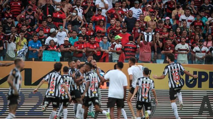 2022 - Supercopa do Brasil (Atlético-MG): Após empate por 2 a 2 no tempo regulamentar, mais emoção nas pênalidades: os times cobraram 24 pênaltis e o Galo conquistou o título inédito ao superar o Rubro-Negro por 8 a 7.