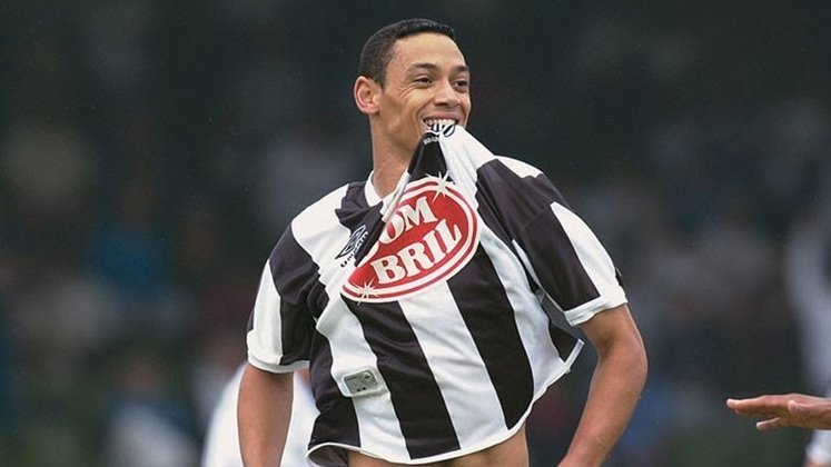 21º - Ricardo Oliveira (2000–presente) - 94 gols em 215 jogos (Média: 0.43).