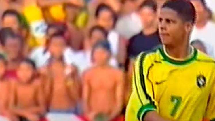 23/09/1998 – Brasil 1x1 Iugoslávia (amistoso): na primeira partida pós derrota para França, na final da Copa, o Brasil empatou com a Iugoslávia, em casa. O gol brasileiro foi marcado por Marcelinho Carioca, do Corinthians.