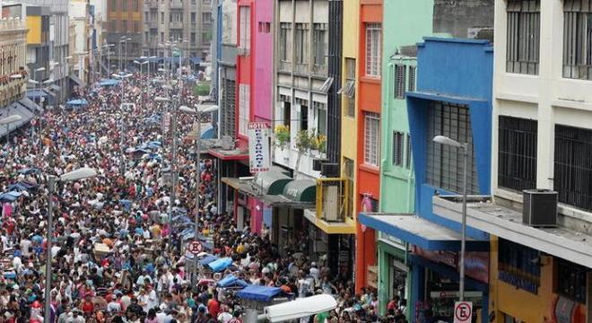 25 de março - A história dessa rua que virou centro de compras