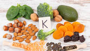 Entenda para que serve a vitamina K, e veja em que alimentosencontrá-la (Para que serve a vitamina K e onde encontrá-la?)