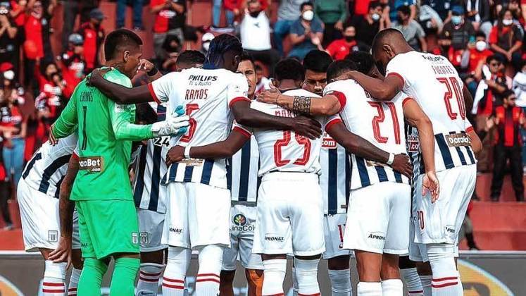 29° lugar - Alianza Lima (Peru): 9,5 milhões de euros (R$ 48 milhões) - 30 jogadores no elenco