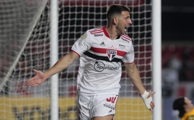 2° Jonathan Calleri (São Paulo): 2 gols
