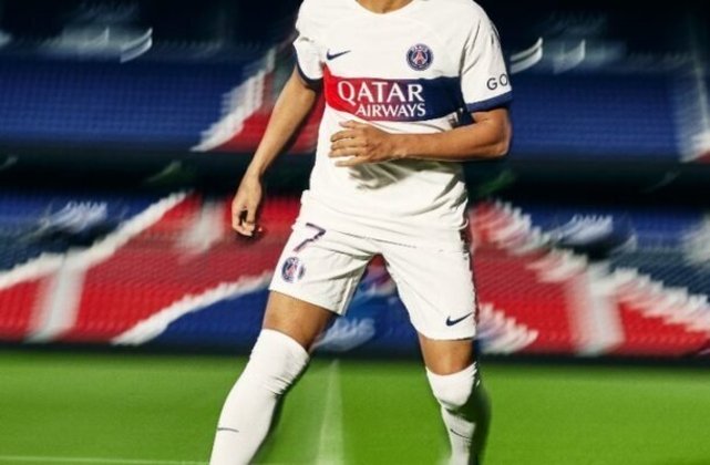 3º — Kylian Mbappé (PSG e França) - 52 gols em 53 jogos. Foram 34 gols no Campeonato Francês, 9 nas Eliminatórias da Euro, 5 na Copa da França, 3 na Champions e 1 em amistoso - Foto: Divulgação/PSG