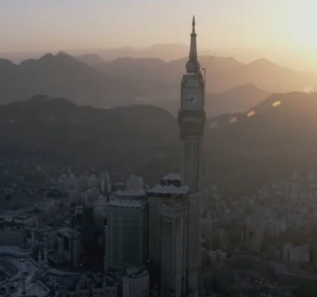 3° lugar: Abraj Al Bait - País em que foi construído: Arábia Saudita - Ano: 2012 - Altura: 601 metros