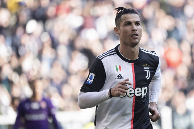 3º lugar: Cristiano Ronaldo, atacante da Juventus - Faturamento de 117 milhões de dólares por ano