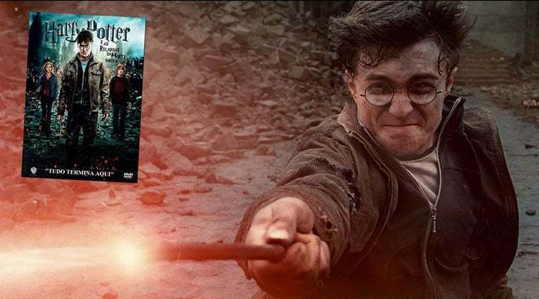 3º lugar: Harry Potter e As Relíquias da Morte: Parte 2 - O Top 3 começa com o último filme da saga. A conclusão de todo um enredo de anos é sempre muito emocionante, ainda mais quando é bem feito e fecha muito bem.