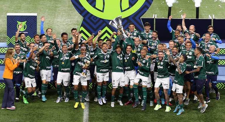 3º lugar: Palmeiras (Brasil) - Nível de liga nacional para ranking: 4 - Pontuação recebida: 294