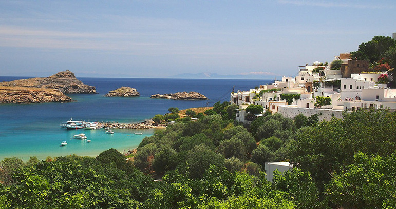 3º Lugar - Rhodes (Grécia) - Uma das ilhas paradisíacas da Grécia. As praias são os pontos fortes, mas há centenas  de lugares antigos que remontam ao período de ouro da sua cultura