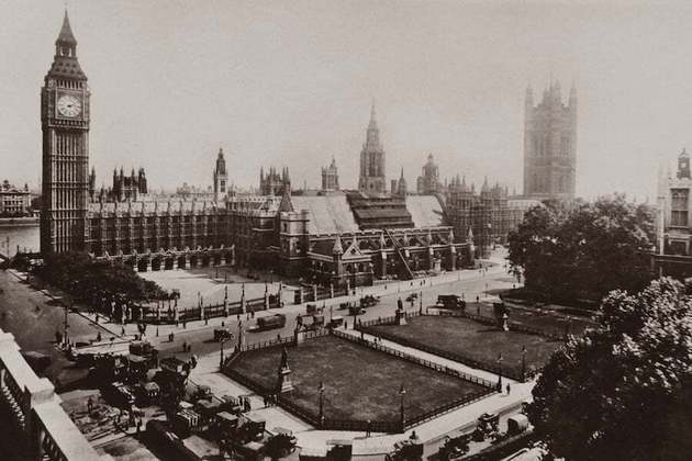 #3- O monumento foi inaugurado no dia 31 de maio de 1859 e fica localizado no coração de Londres, capital da Inglaterra.