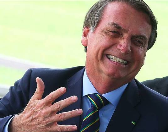 30 de junho: O ex-presidente Jair Bolsonaro foi considerado inelegível pelo Tribunal Superior Eleitoral (TSE) devido ao ‘abuso de poder político e uso inadequado dos meios de comunicação’.