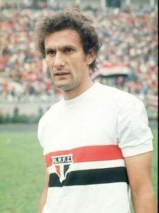 30/04/1974 - São Paulo 3 x 3 Dep Municipal - Libertadores 1974 - Gols do São Paulo: Nelsinho Baptista, Pedro Rocha e Terto