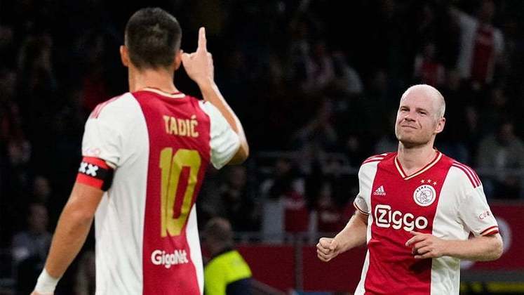 39º lugar: Ajax	(Holanda) - Nível de liga nacional para ranking: 4 - Pontuação recebida: 180