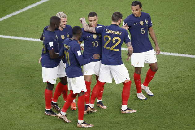 4º jogo das oitavas: A França já está com a classificação garantida e deve ficar com a primeira colocação da sua chave. Portanto, na partida contra os tunísios, os comandados por Didier Deschamps poderão descansar para o confronto das oitavas.