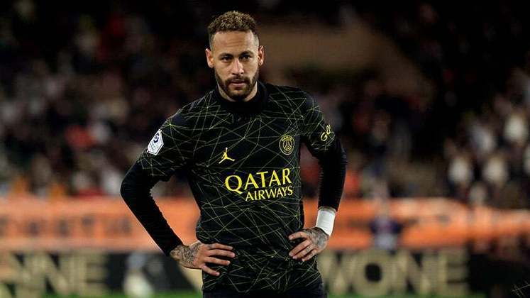 4º - Neymar - atacante do PSG - 31 anos - valor de mercado: 70 milhões de euros (aproximadamente R$ 373,1 milhões)