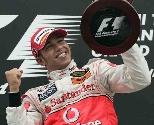 4 - No GP do Japão de 2007, Lewis Hamilton precisou superar um temporal para vencer. E se aproximou do sonhado título logo na temporada de estreia na F1. Mas a conquista foi frustrada nas corridas seguintes 