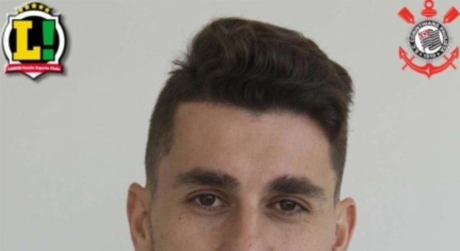 4,5 - Danilo Avelar - Fez bom primeiro tempo, jogando de forma mais vertical, mas caiu no segundo por erros de cruzamento. Expulso no fim por infantilidade.