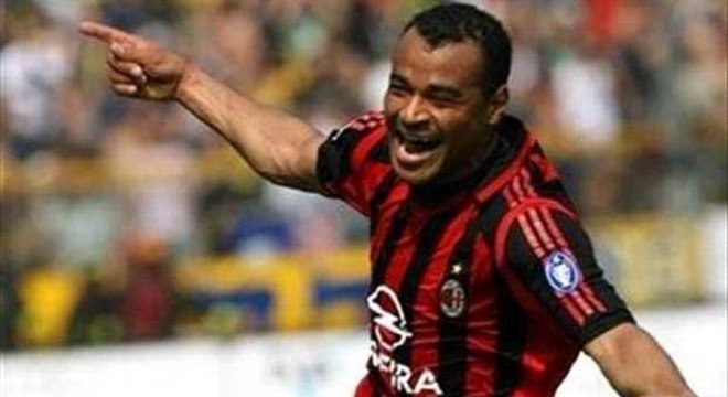 Revista inglesa escolhe os 25 melhores jogadores do mundo nos últimos 25  anos