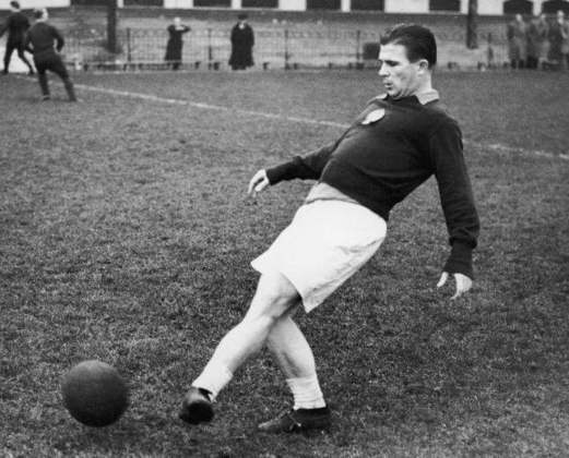 5º Ferenc Puskás - 515 gols em ligas nacionais entre 1943 e 1966. Hungria (359) e Espanha (156).