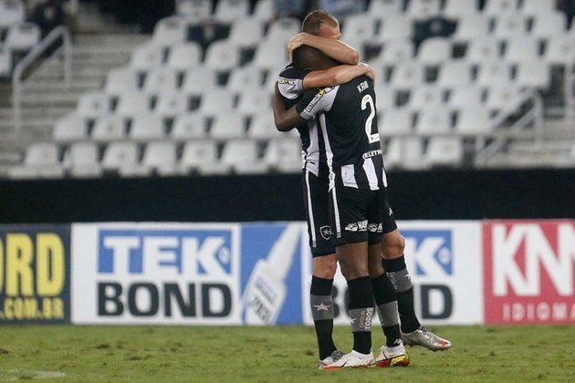 5° lugar – Botafogo: R$ 862,9 milhões de dívida total em 2021 / dívida total em 2020 era de R$ 941,1 milhões / variação de -8% de 2020 para 2021