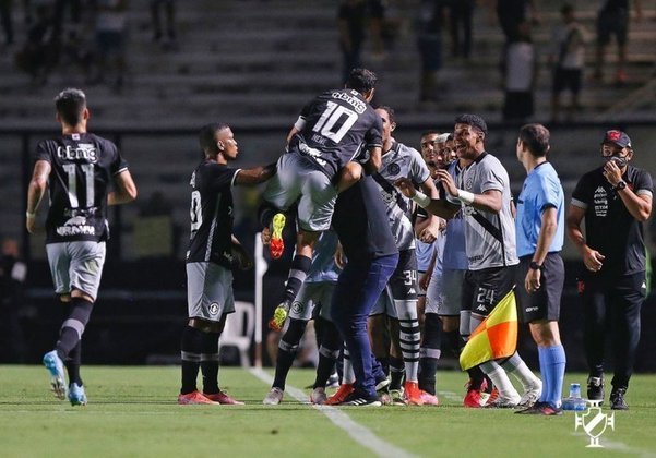51º gol - Vasco 3x2 Nova Iguaçu - Campeonato Carioca 2022 - Ao receber um belo passe de Matheus Barbosa, o meio-campista carregou a bola, driblou o zagueiro, e sacramentou a vitória do Gigante da Colina. 