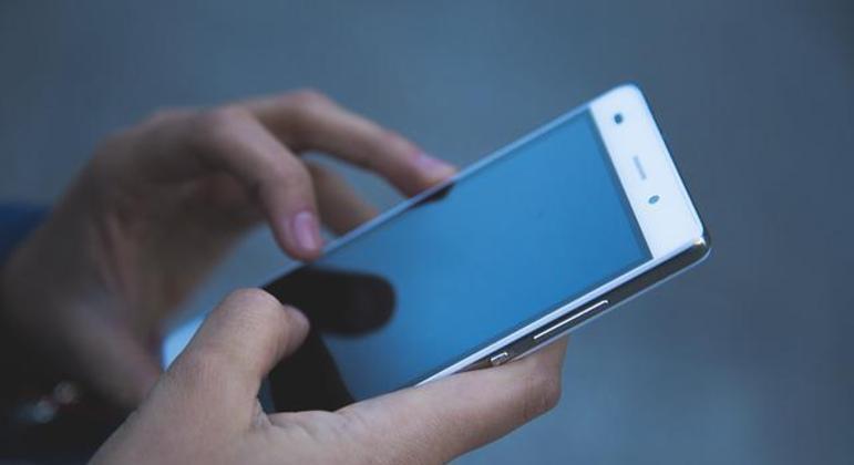  53% dos golpes foram aplicados pelo whatsapp