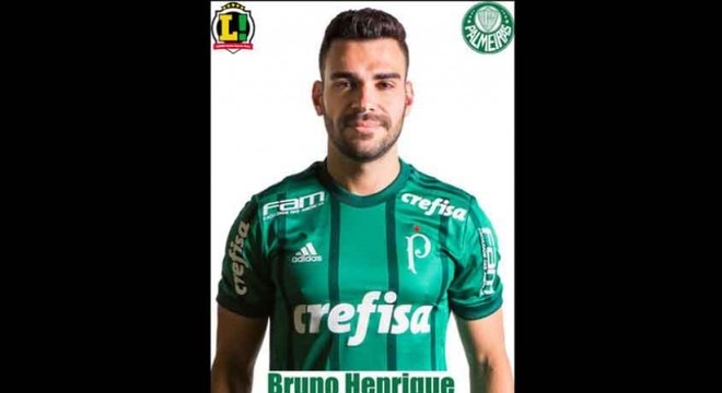 5,5 - Bruno Henrique - Embora a bola tenha passado bastante pelo seu pé, levou pouco perigo na criação de jogadas. Marcando foi bem.