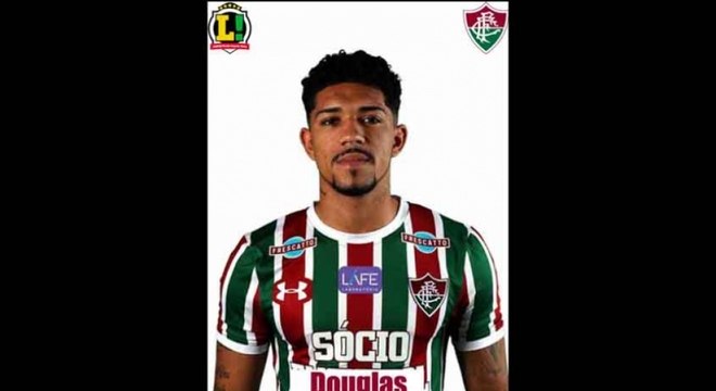 5,5 - Douglas - Entrou com a função de segurar um pouco mais o ímpeto do Grêmio e fez esse papel. Atuação dentro do esperado.