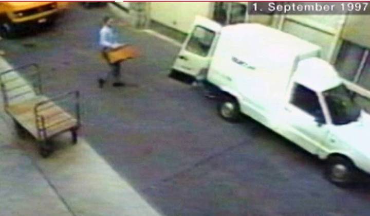 6) Agência de Correio (Zurique, Suíça) - Em 1 de setembro de 1997, ladrões armados invadiram o correio e fugiram com US$ 53 milhões. 