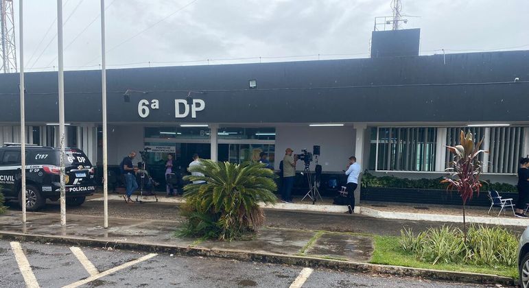 6ª Delegacia de Polícia Civil, no Paranoá, local para onde suspeitos foram encaminhados
