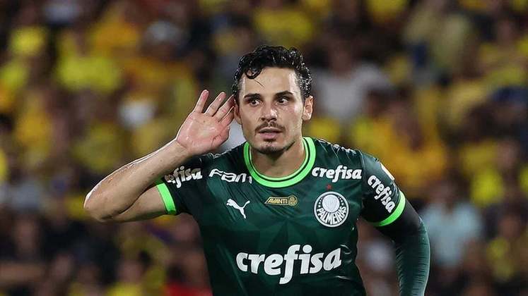 6 - Raphael Veiga (Palmeiras): 617 minutos jogados - 9 participações em gols