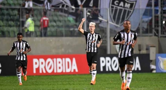 6ª RODADA - Atlético-MG (13 pontos) - O Galo assumiu a ponta de forma inédita ao vencer clássico contra o Cruzeiro (1 a 0) e contar com empates de Flamengo e Corinthians