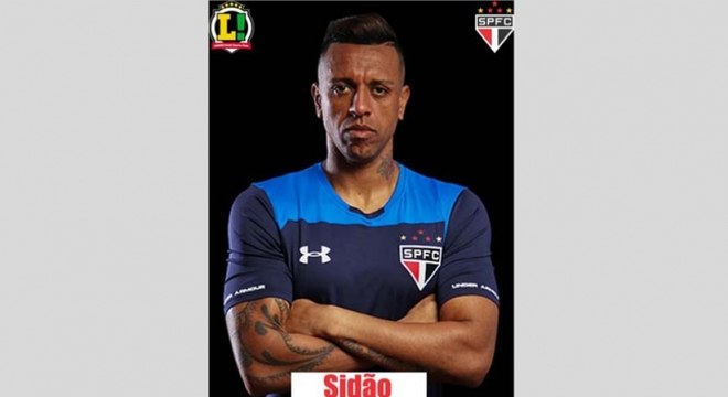 6,0 - Sidão - Quase complicou-se ao pegar uma bola em cima da linha da grande área, mas recuperou-se no lance. Teve pouco trabalho na partida.