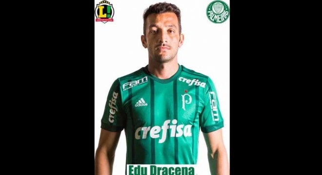 6,5 - Edu Dracena - Quase do mesmo nível do companheiro de zaga, também muito firme por baixo e com bom aproveitamento pelo alto.