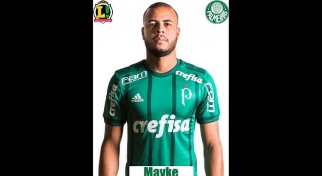 6,5 - Mayke - Começou um pouco atrapalhado, porém conseguiu acertar o posicionamento e foi bastante correto na marcação pelo lado direito.
