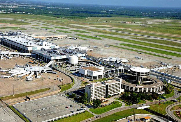 7° Aeroporto Intercontinental George Bush – EUA - Inaugurado em 1969. Tem 45 km².  Fica em Houston e opera voos nacionais e internacionais para Canadá, América do Sul, Europa, Ásia e África.  