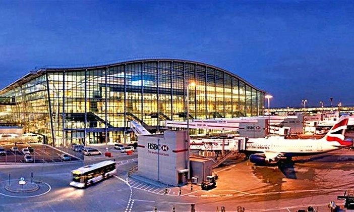 7° Aeroporto Internacional Heathrow, Londres – Inglaterra - Inaugurado em 1946. Fica a oeste de Londres e é o aeroporto mais movimentado do Reino Unido. Recebe  78 milhões de passageiros por ano.