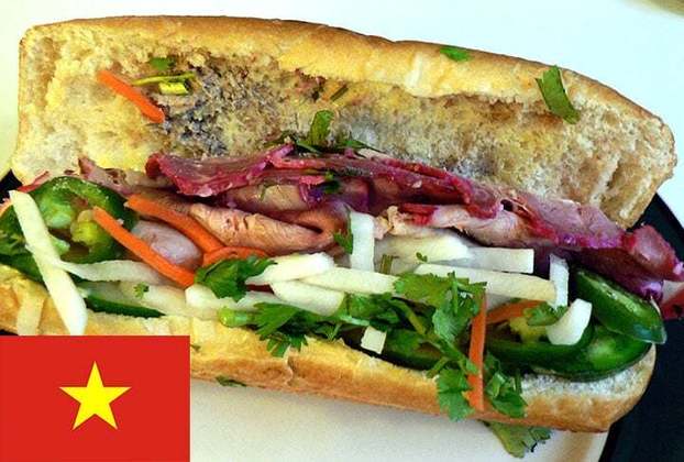 7º lugar - Bánh mi (Vietnã) - Sanduíche feito com baguete e recheado com ingredientes diversos. O mais popular leva salsicha de porco, folha de coentro, pepino e cenouras e daikon em conserva combinados com patê, jalapeño (pimenta) e maionese.