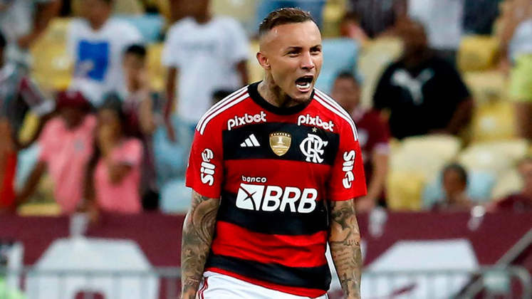 7º lugar: Éverton Cebolinha (atacante - Flamengo - 27 anos) - desvalorizou 4 milhões de euros (R$ 21,8 milhões) / atual valor de mercado: 11 milhões de euros (R$ 60 milhões) / queda de 26,7 % com relação ao valor anterior
