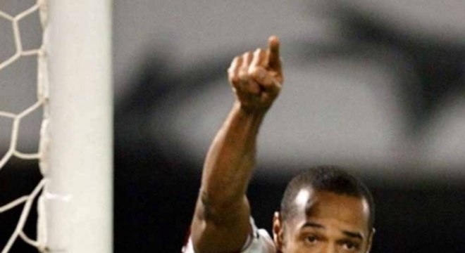 7º Thierry Henry (Monaco, Arsenal e Barcelona) - 51 gols 
(Foto: JAVIER SORIANO/AFP)