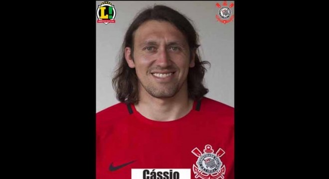 7,5 - Cássio - Foi, disparado, o melhor do time. Impediu um resultado pior com defesas importantes, duas delas fantásticas, quase impossíveis. Milagroso.