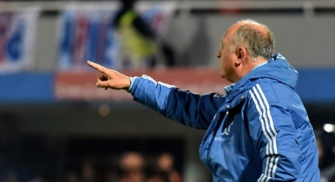 7,5 - Felipão - Pode-se dizer que sua estratégia foi executada de forma perfeita. Segurou o Cerro e matou o jogou com dois gols no segundo tempo.