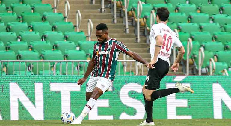 8° colocado - FLUMINENSE (32 pontos) - 22 jogos - Título: 0,25% - G6: 32,6% - Rebaixamento: 1,5%