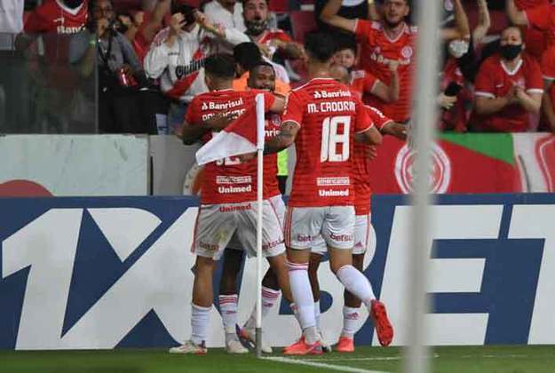 8° colocado - INTERNACIONAL (47 pontos) - 34 jogos - Título: 0% - Libertadores: 10,2% - Rebaixamento: 0,001%.