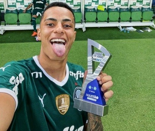 Bahia quer dirigente e atacante do Palmeiras