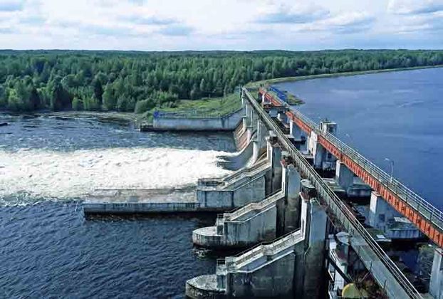 8º) Krasnoyarsk (Rússia): A Rússia tem o maior potencial de energia hidrelétrica do mundo, e a Usina de Krasnoyarsk é a segunda maior do país. Localizada Rio Yenisei, na Sibéria, ela tem uma capacidade de 6.000 MW.