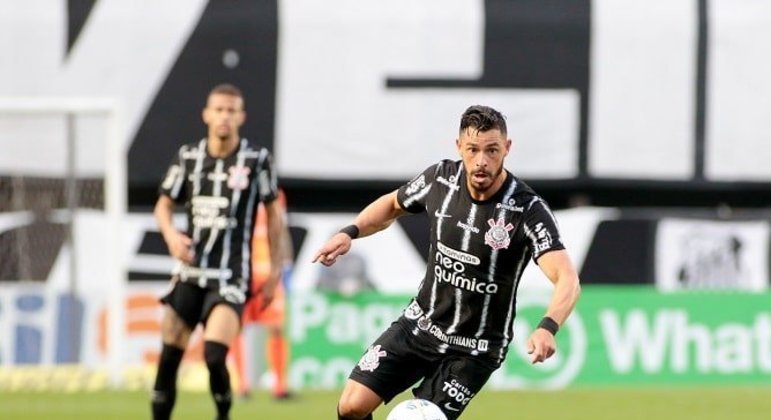 8° lugar: Giuliano (meia - 31 anos - Corinthians): queda de 3,4 milhões de euros (R$ 21,9 milhões) / valor de mercado atual: 3,1 milhões (R$ 20 milhões) 