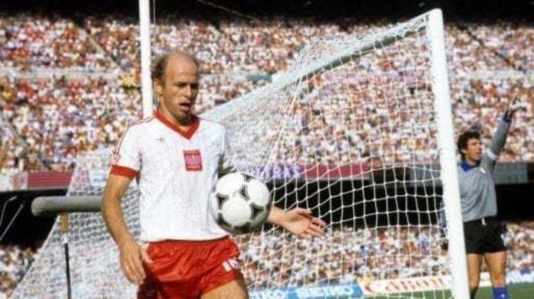8º lugar: Grzegorz Lato (atacante - Polônia): 10 gols em Copas do Mundo - O polonês fez história em Copas do Mundo. O atacante foi o artilheiro em 1974, com 7 gols. O jogador também disputou as edições de 1978 (2 gols) e 1982 (1 gol).