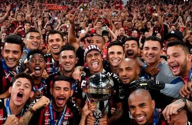 9° colocado - ATHLETICO-PR (3 decisões) - Uma final de Libertadores: 2005 / Uma final de Copa Sul-Americana: 2019 (campeão) / Uma decisão de Recopa Sul-Americana: 2020.