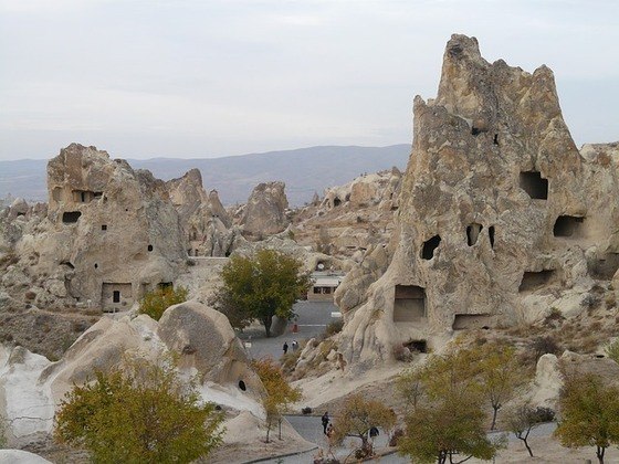 9º Lugar - Goreme (Turquia) - Patrimônio Natural da Unesco, é conhecida por ser uma cidade esculpida em rochas vulcânicas. E um passeio na cidade não fica completo sem provar o vinho. É um dos melhores produzidos na Turquia.